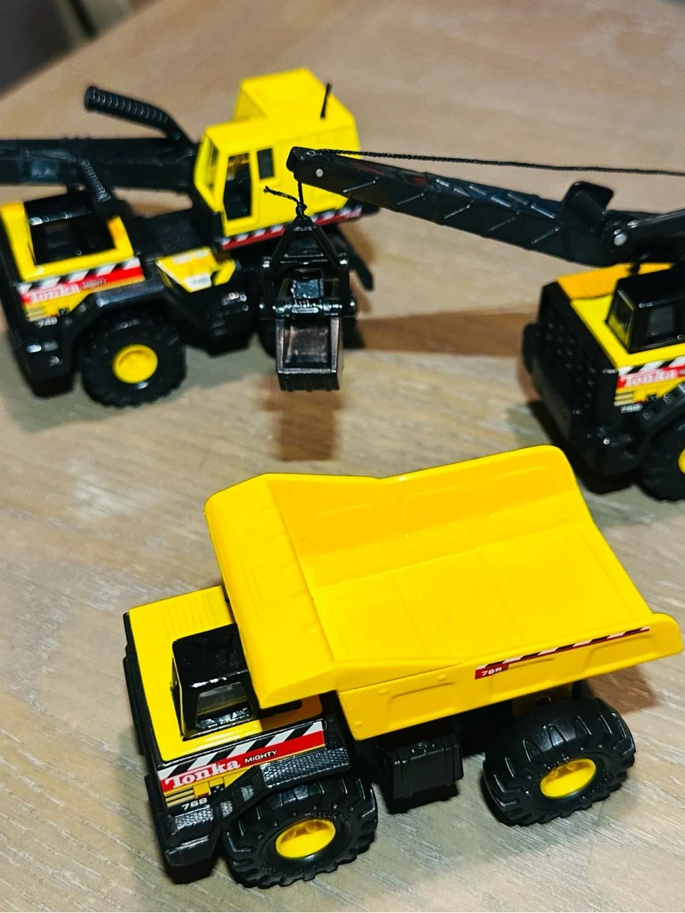 Maisto Tonka Mighty 1:64,3-Lot Tonka Construction Vehicles